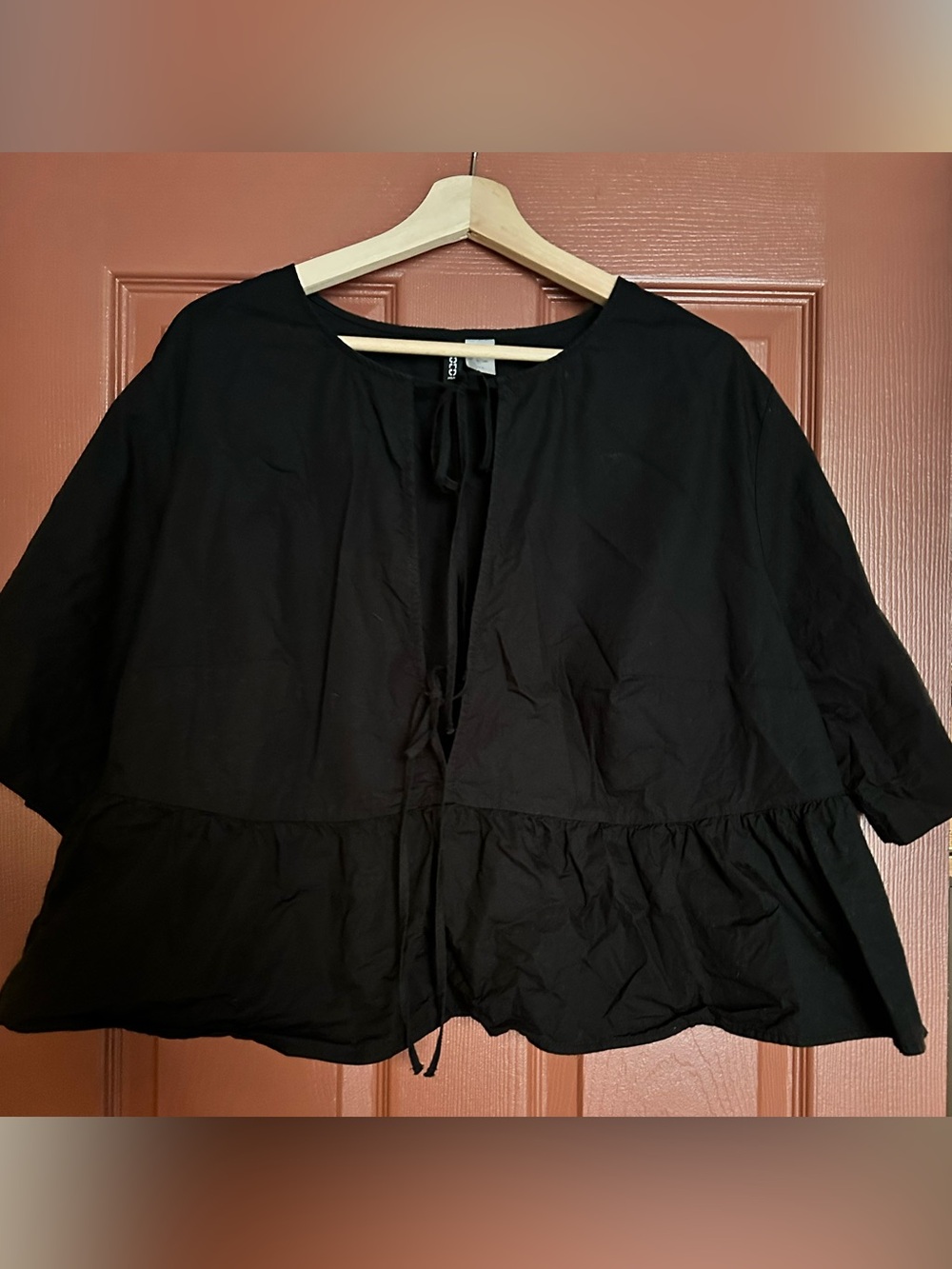 H&M | Black Peplum Tie-Front Women’s Top